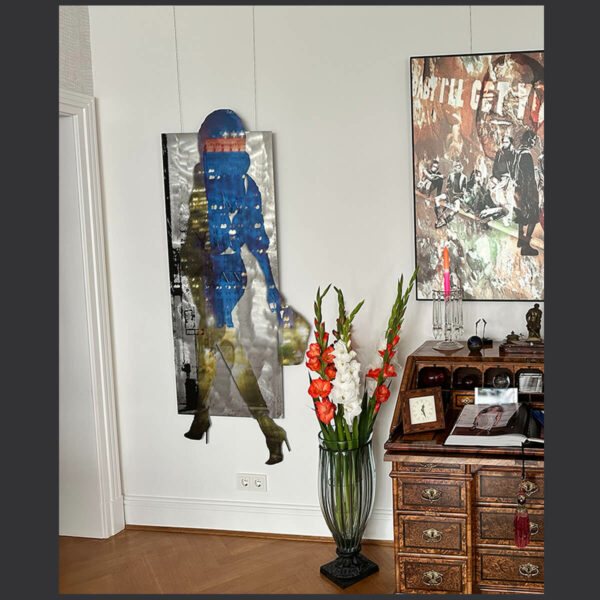 BLOGGER NYC - SINGLE - Image 4